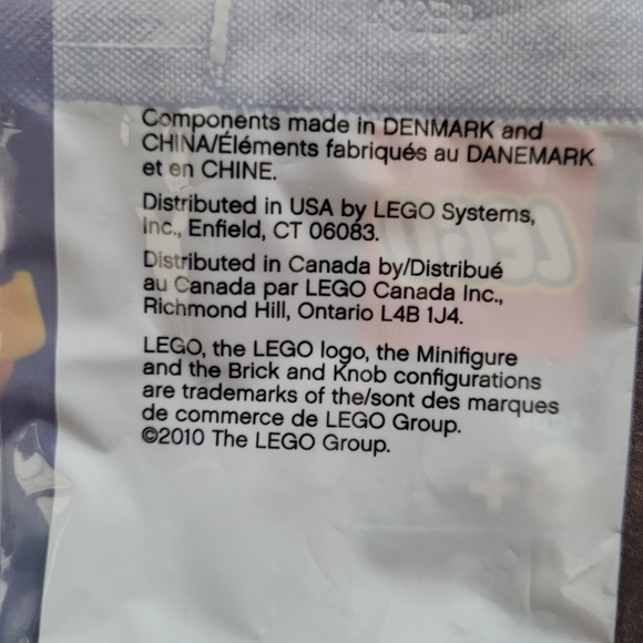 ⭐️LEGO 2010 Santa⭐️Retired - Picture 3 of 3